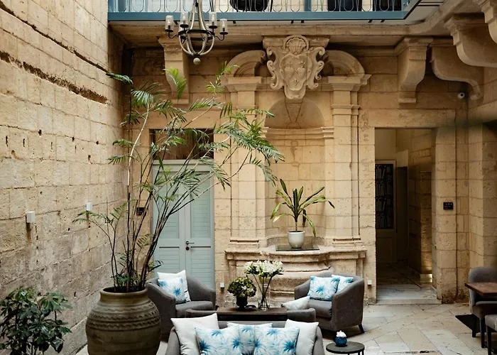 66 Saint Paul'S & Spa